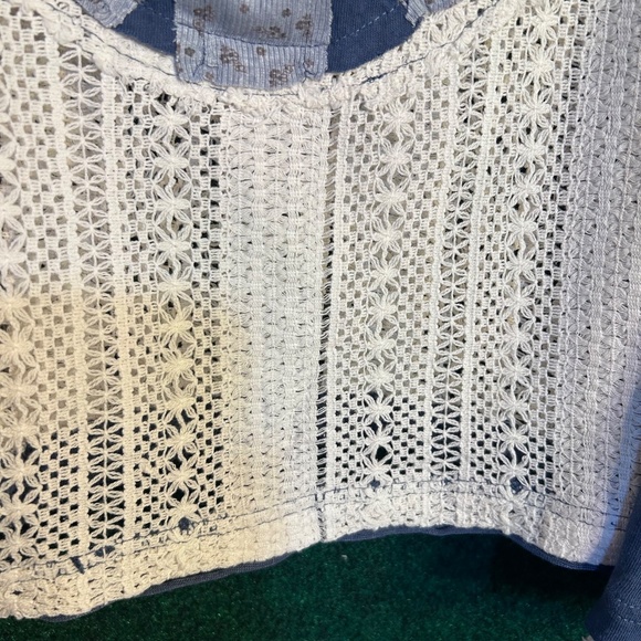 154 NWOT POL oversized Long Sleeve Crochet Print Peace Symbol Indigo Shirt - Picture 3 of 13